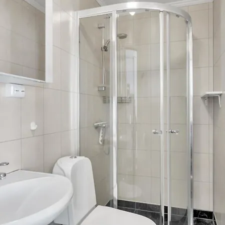 Guest house Sjotunbrygge *